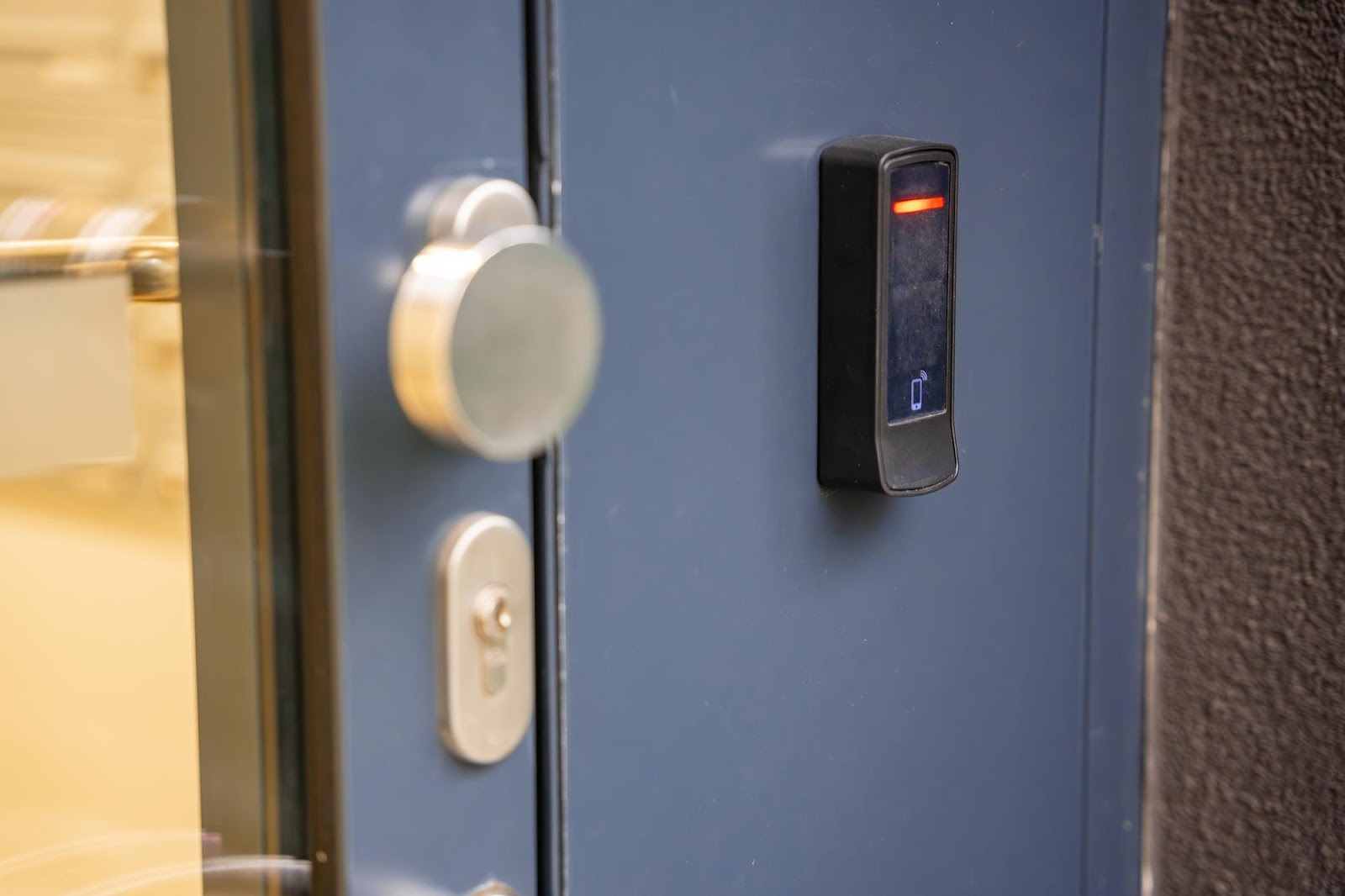 Smartphone-controlled Smart Locks